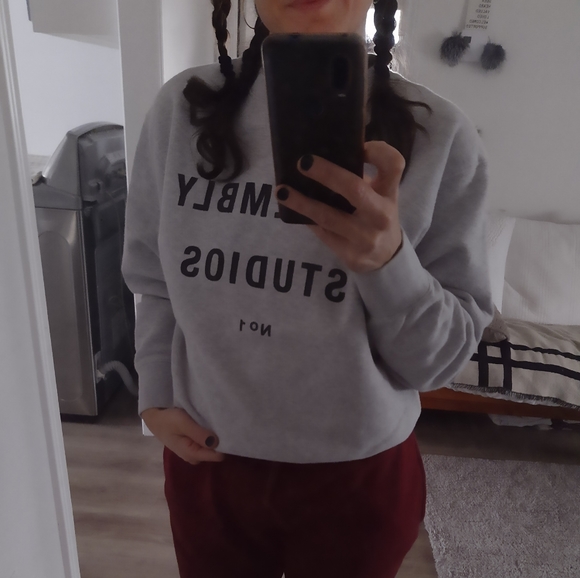 Sweater - Picture 6 of 9